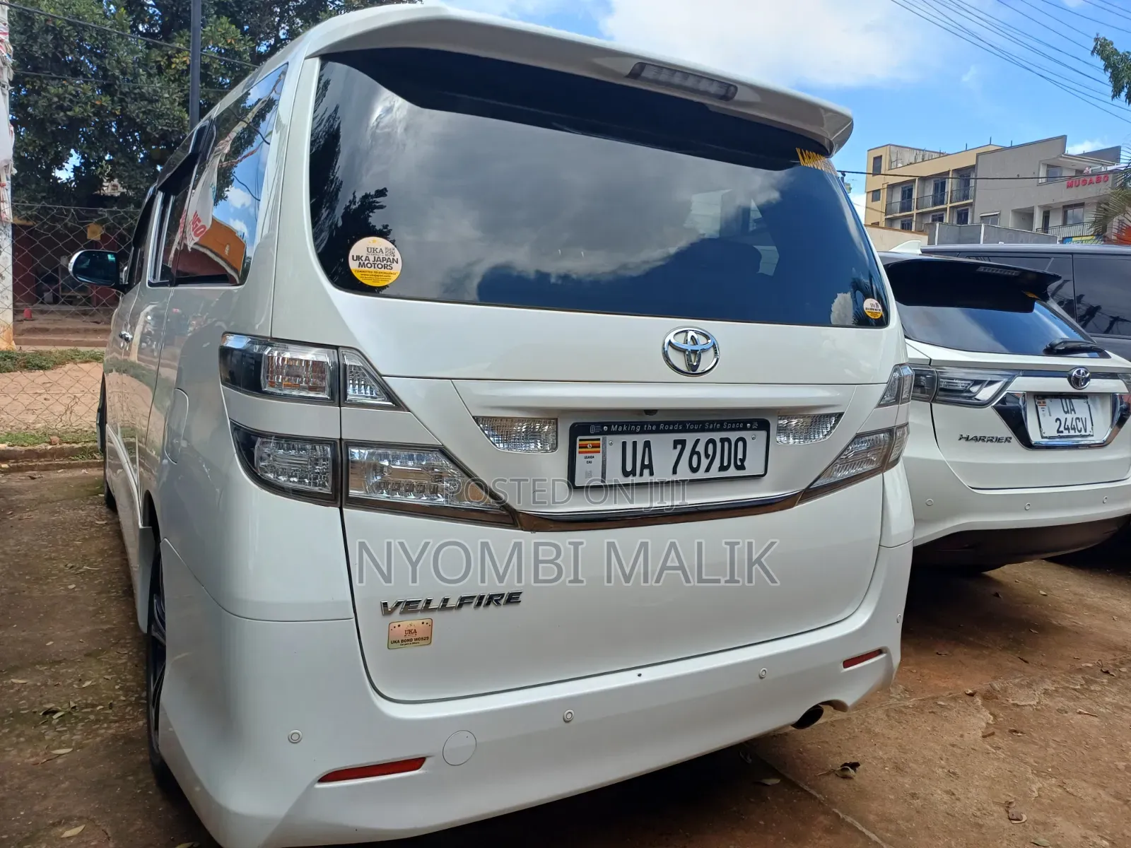 Toyota Alphard 2.4 Petrol FWD 2012 Pearl