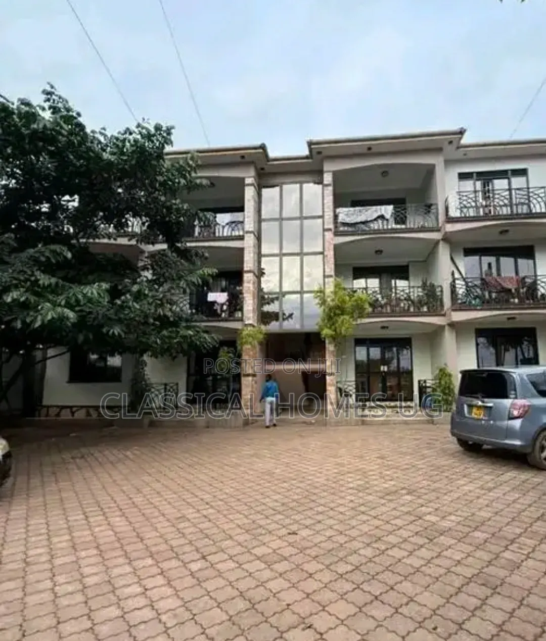 3bdrm Apartment in Mutundwe, Central Division for rent