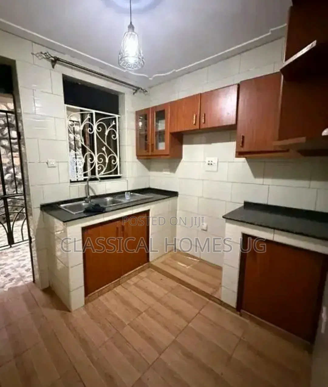 3bdrm Apartment in Mutundwe, Central Division for rent