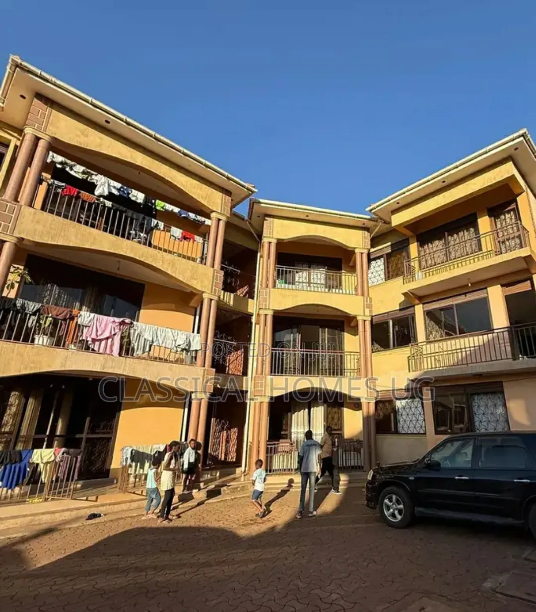 3bdrm Apartment in Mutundwe, Central Division for rent