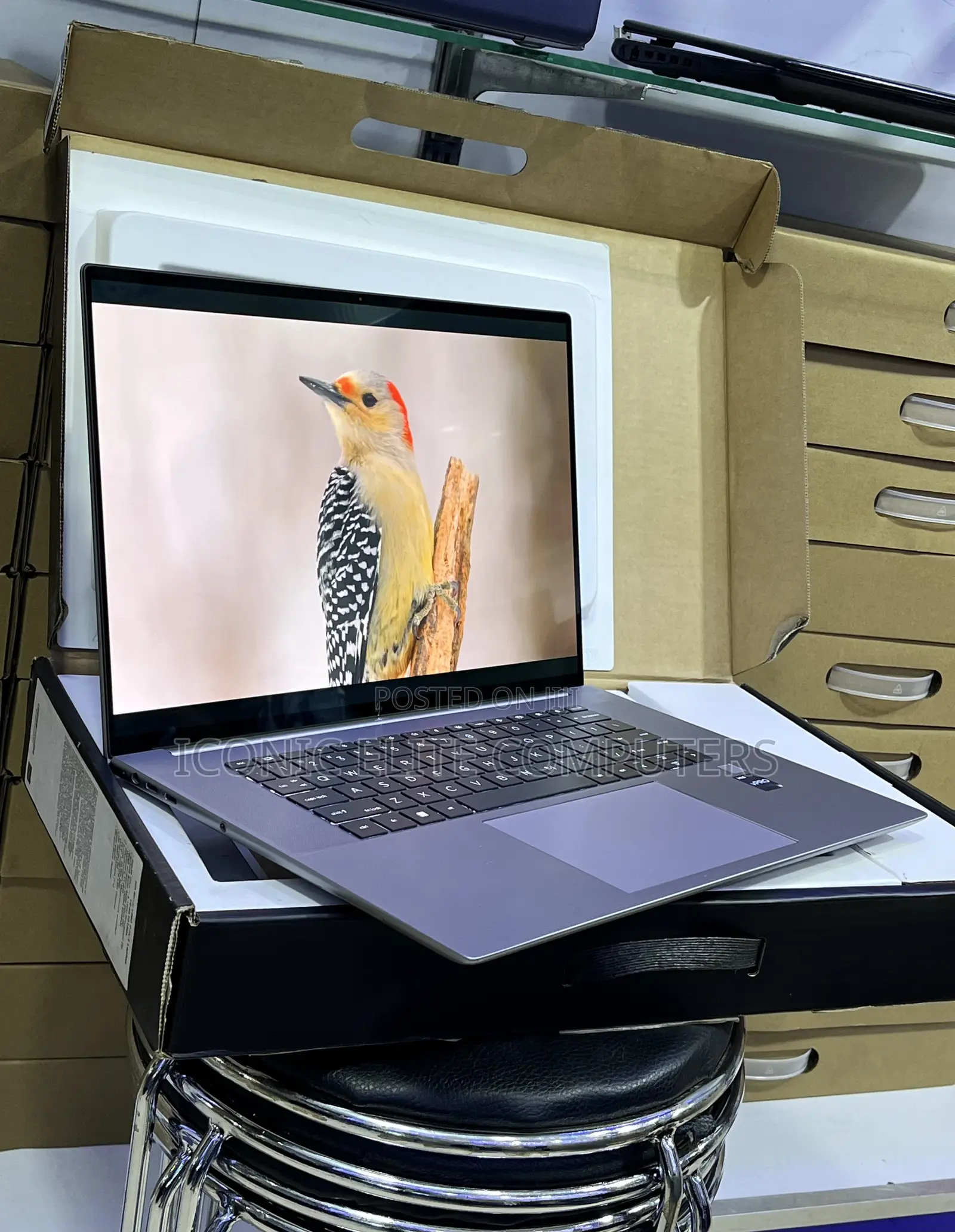 New Laptop HP ZBook Firefly 16inch G9 32GB Intel Core i9 SSD 1T