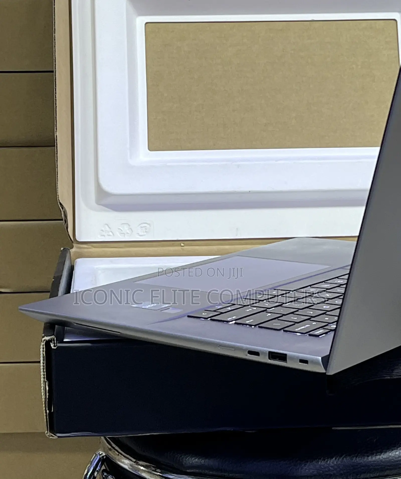 New Laptop HP ZBook Firefly 16inch G9 32GB Intel Core i9 SSD 1T