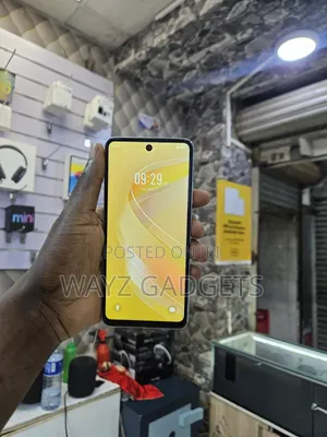 Infinix Smart 8 128 GB White