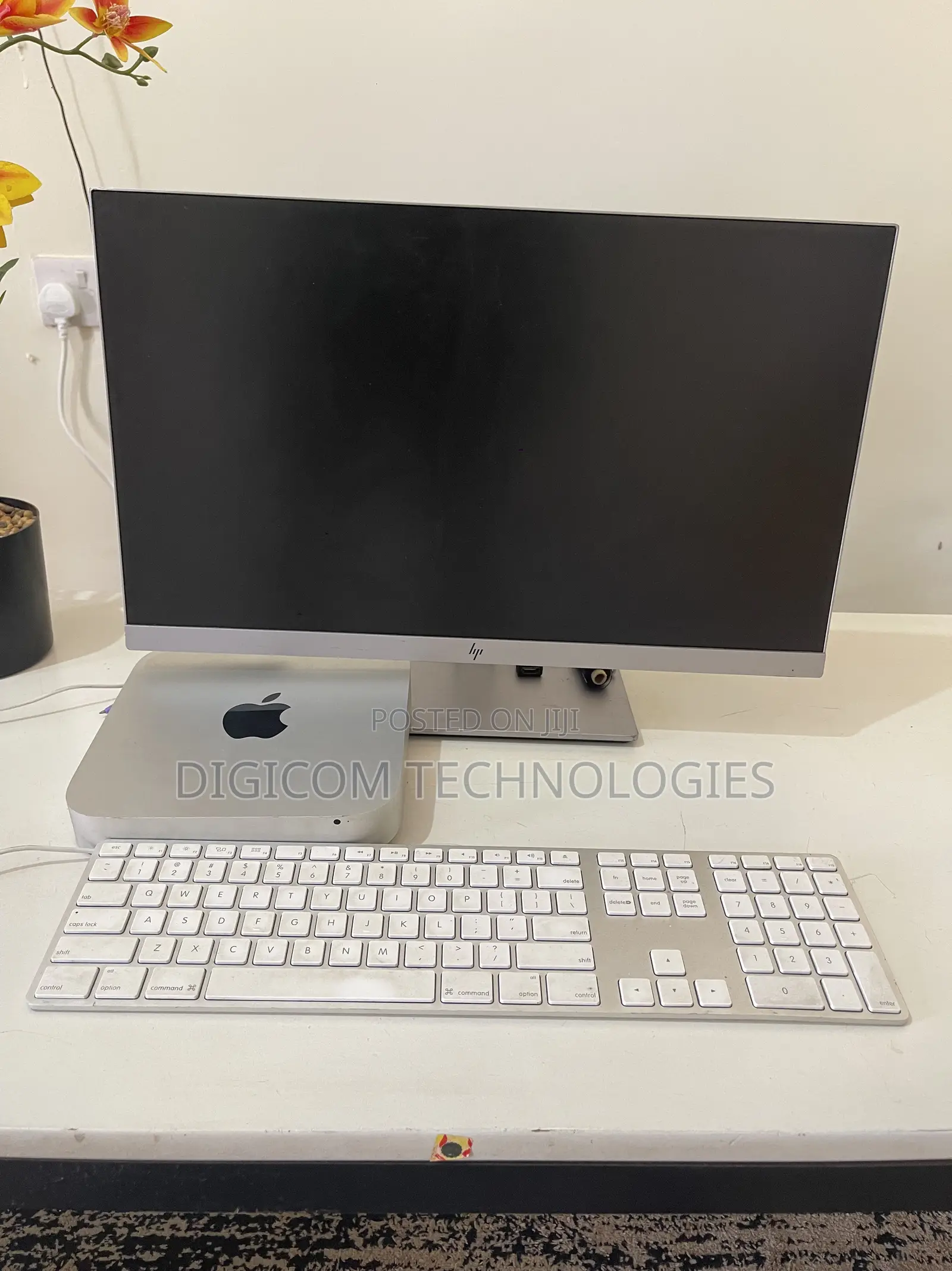 Desktop Computer Apple Mac Mini 8GB Intel Core i5 SSD 512GB