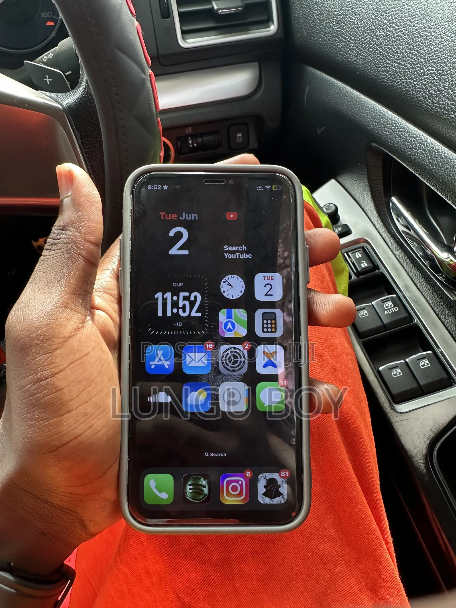 Apple iPhone XR 64 GB White