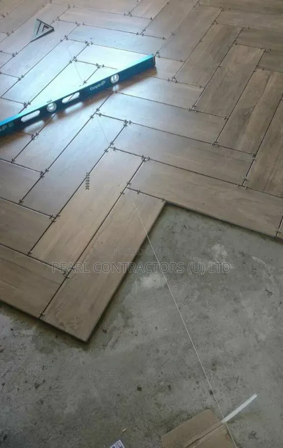 Vinyl, Spc, Hardwood, Vintage, Rustic, Tiling All Kinds of Flooring