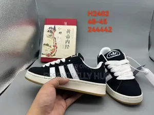 Unisex Sneakers in Black and White