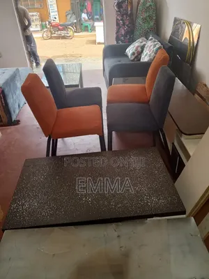 4 Dinner Chairs