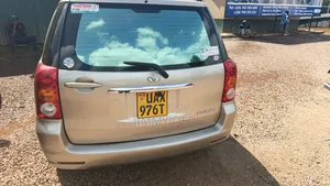 Toyota Raum 1.5 AWD 2004 Silver