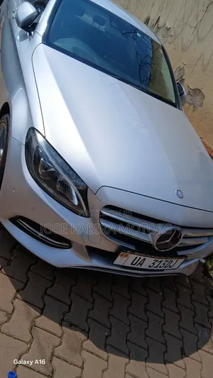 Mercedes-Benz C200 2016 Silver