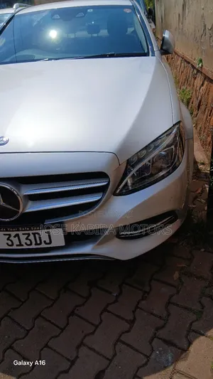 Mercedes-Benz C200 2016 Silver