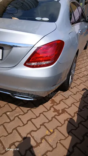 Mercedes-Benz C200 2016 Silver