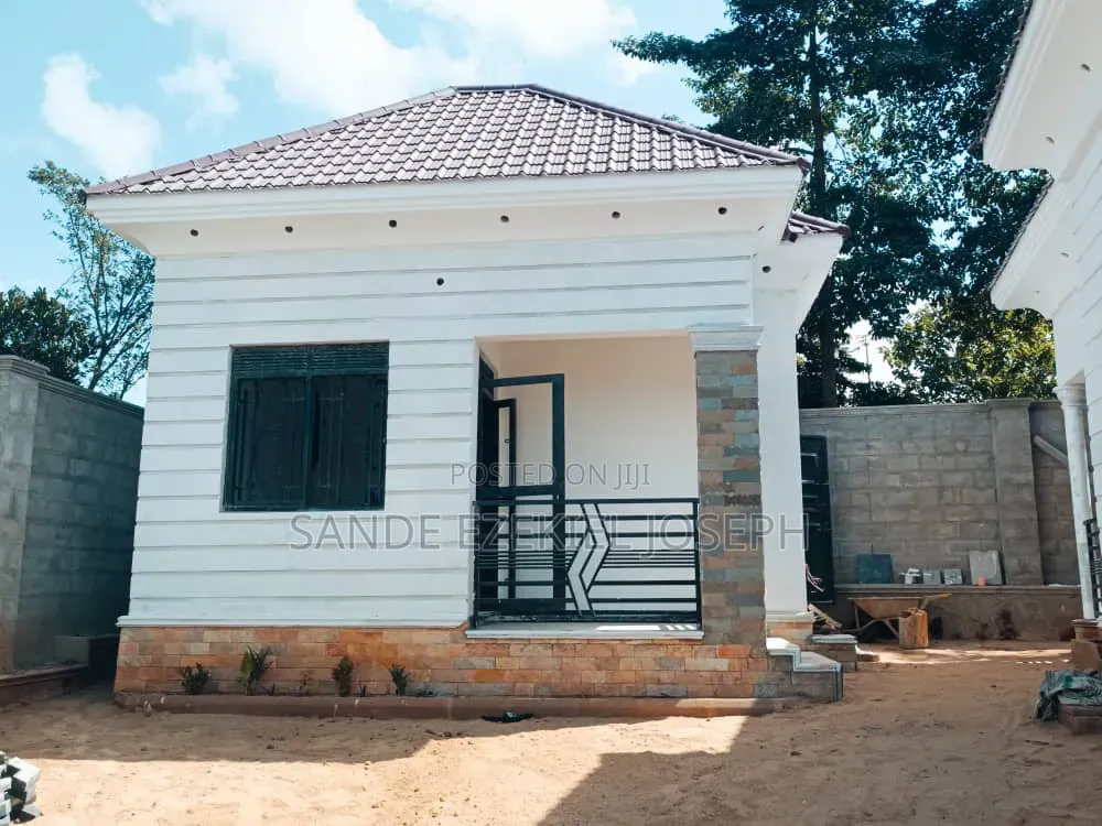 Furnished 3bdrm House in Seeta-Namuganga for sale