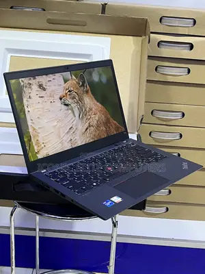 New Laptop Lenovo ThinkPad T14s Gen 2 16GB Intel Core i7 SSD 512GB