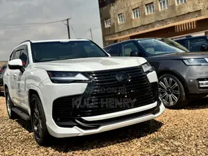 Lexus LX 600 2023 White