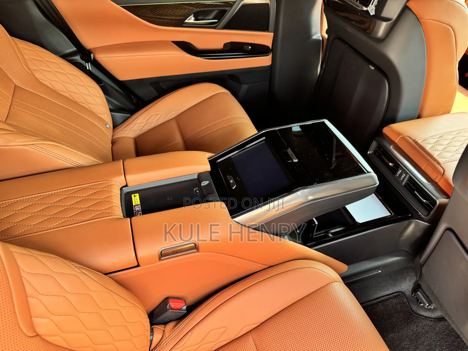 Lexus LX 600 2023 White