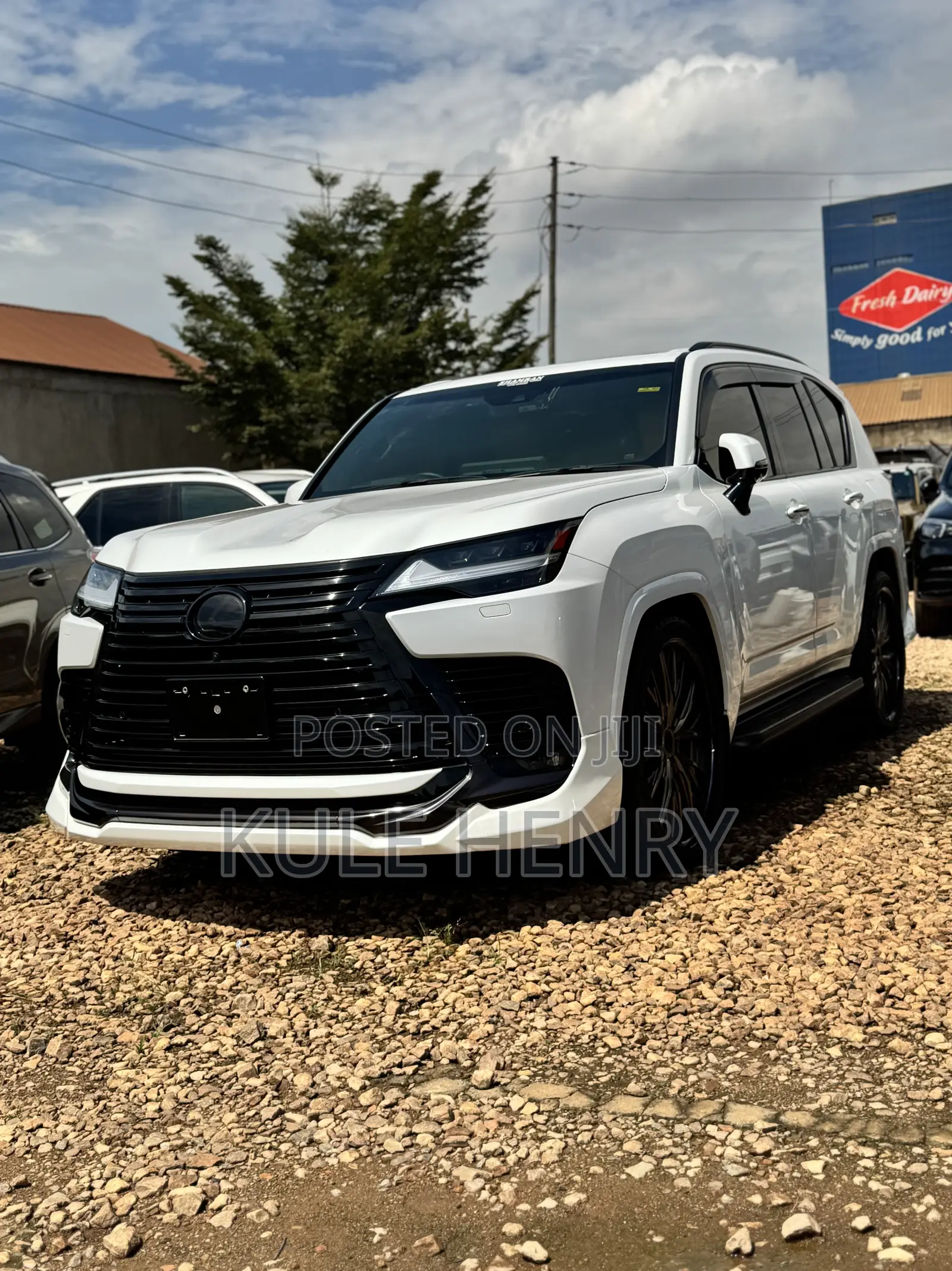 Lexus LX 600 2023 White