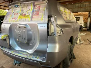 Toyota Prado Painting Body Repair