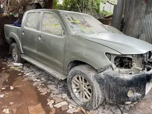 Toyota Hilux Painting Body Repair