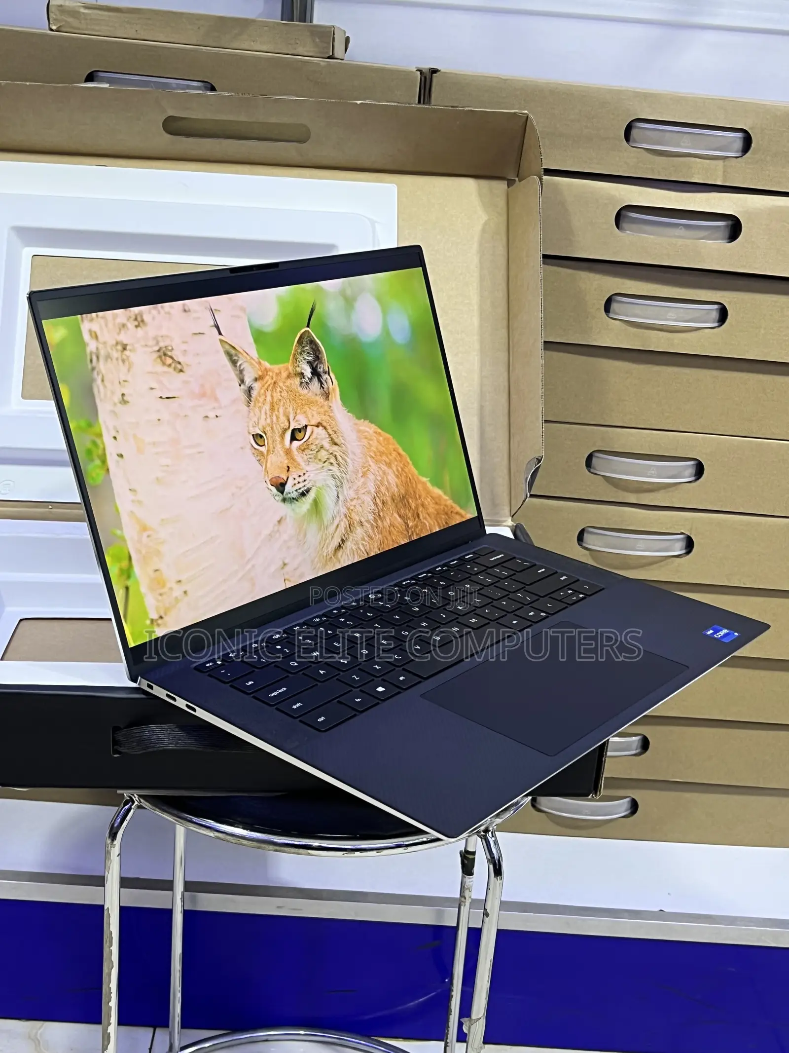 New Laptop Dell XPS 15 9510 16GB Intel Core i7 SSD 512GB