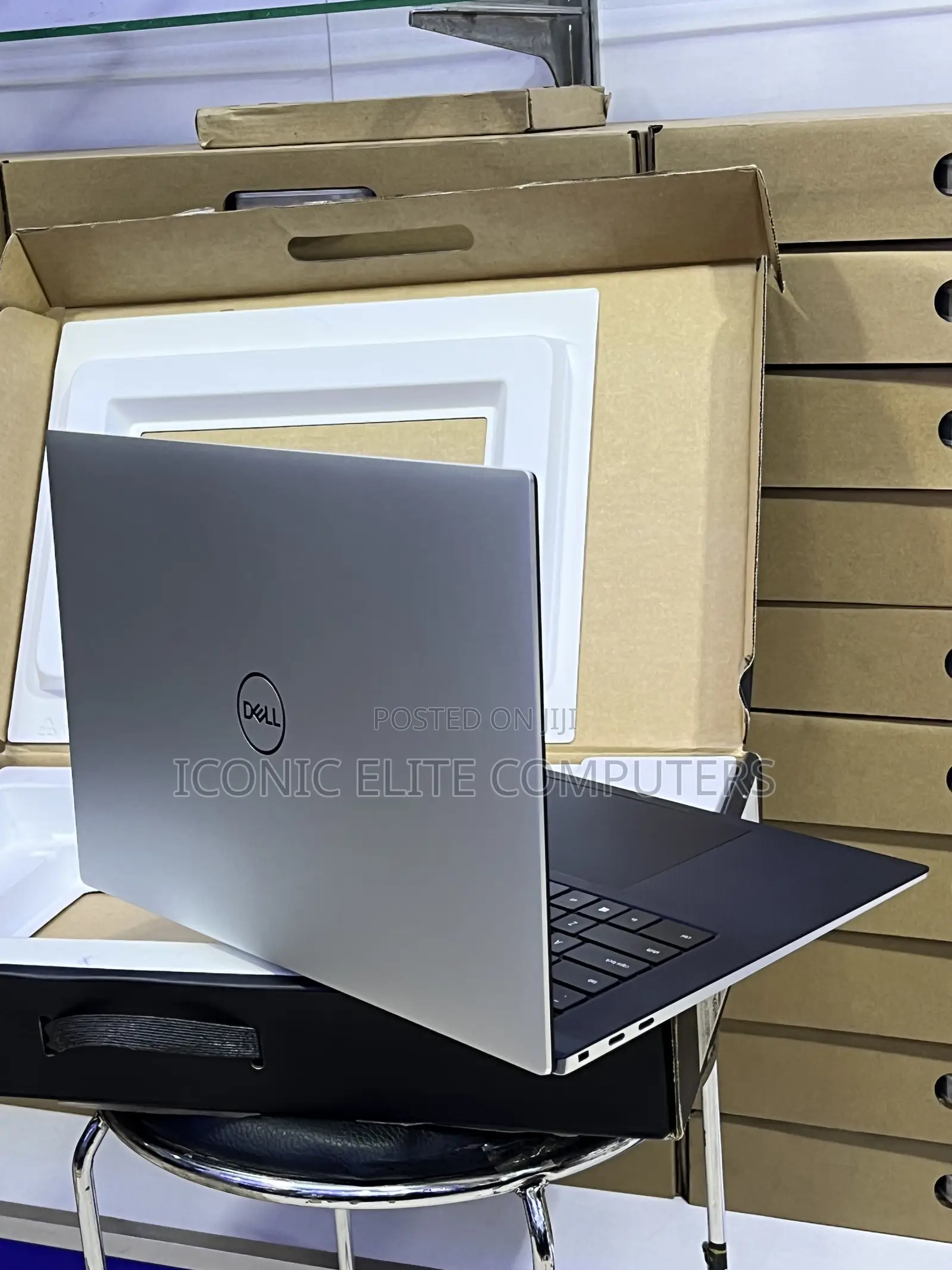 New Laptop Dell XPS 15 9510 16GB Intel Core i7 SSD 512GB