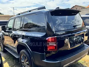 Toyota Land Cruiser LC250 2024 Black
