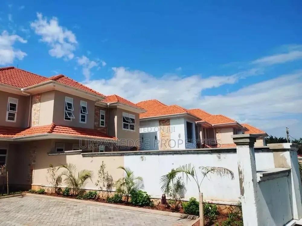 3bdrm Apartment in Munyonyo, Central Division for rent