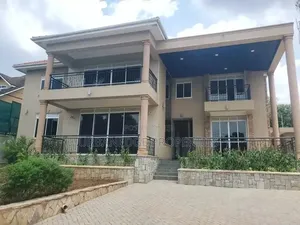 5bdrm Mansion in Munyonyo, Central Division for rent