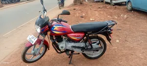 Bajaj Boxer 125 2023 Red