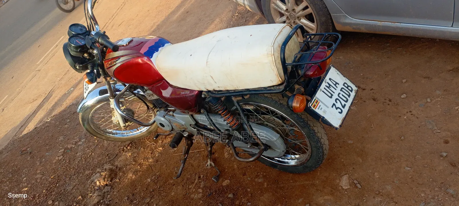 Bajaj Boxer 100 2025 Red