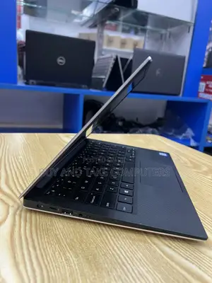 Laptop Dell Latitude 13 7350 8GB Intel Core i5 SSD 256GB