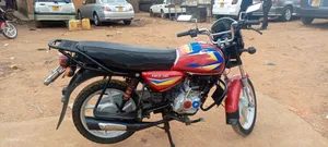 Bajaj Boxer 125 2024 Red