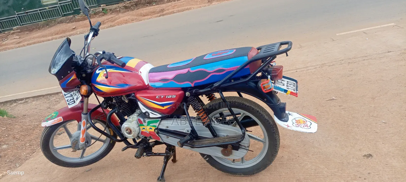 Bajaj Boxer 125 2023 Red