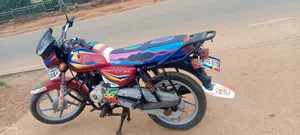Bajaj Boxer 125 2023 Red