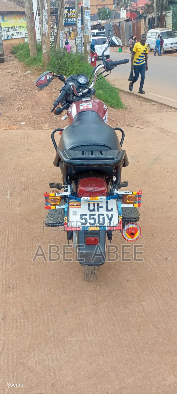TVS HLX 125 2024 Red