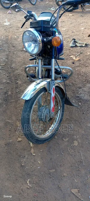 Bajaj Boxer 125 2022 Red