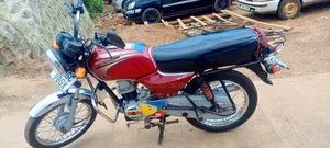 Bajaj Boxer 100 2025 Red