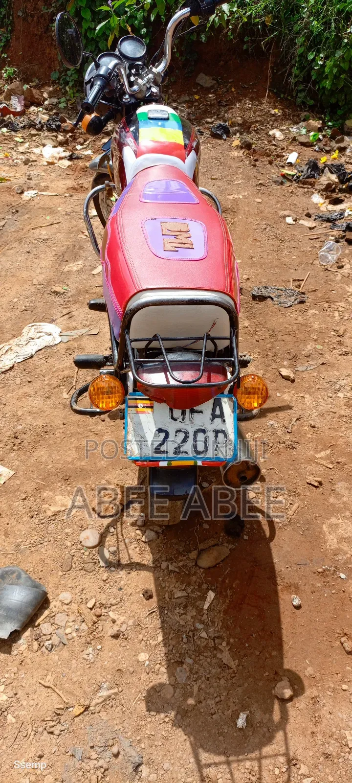 Bajaj Boxer 100 2022 Red