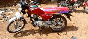 Bajaj Boxer 100 2022 Red