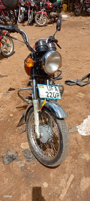 Bajaj Boxer 100 2022 Red