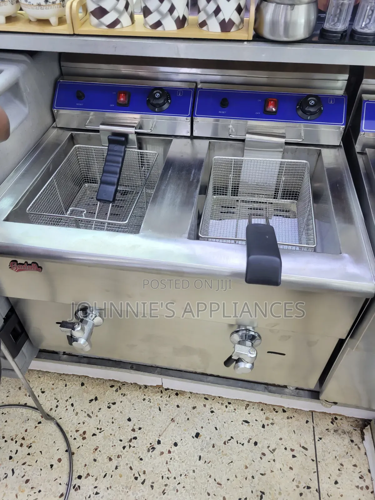 Stainless Steel Commercial Deepfryer Double With Tap 30l