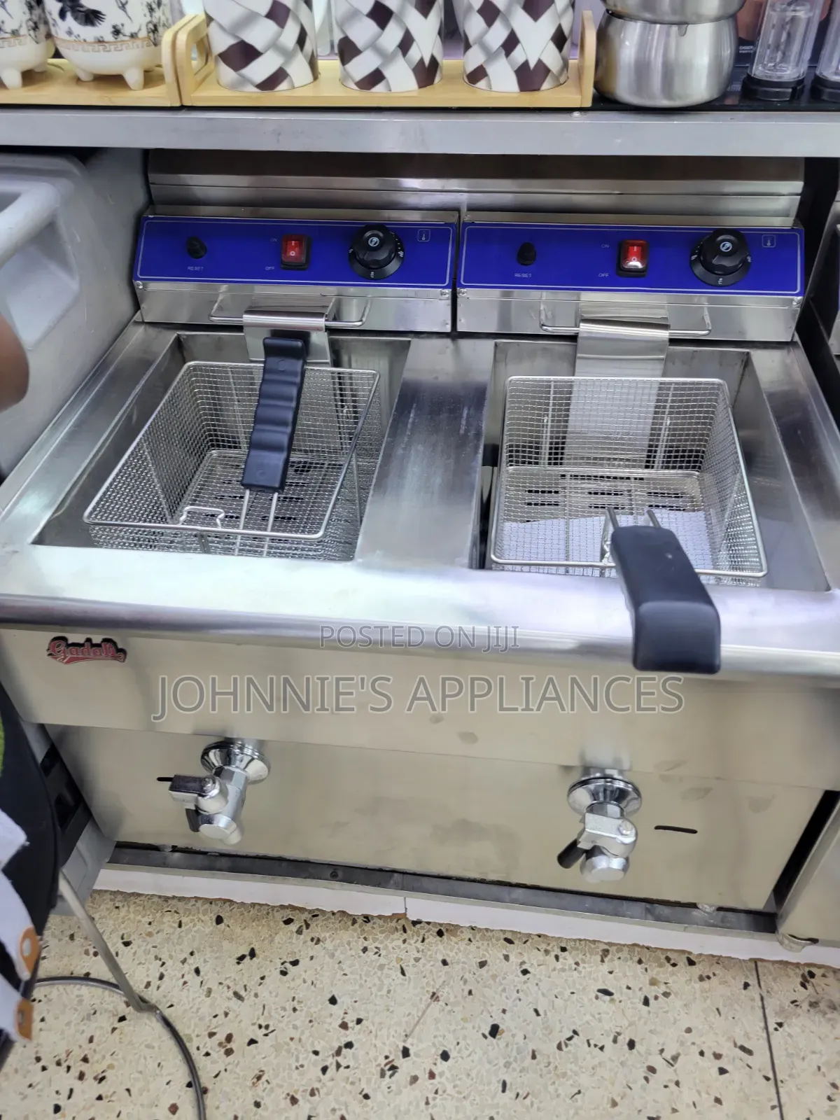 Stainless Steel Commercial Deepfryer Double With Tap 30l