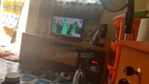 Tv 24inch Hisense
