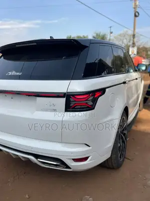 Range Rover Painting Body Repair