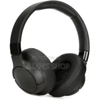 JBL Tune 520c Wired on-Ear Headphones in Black.
