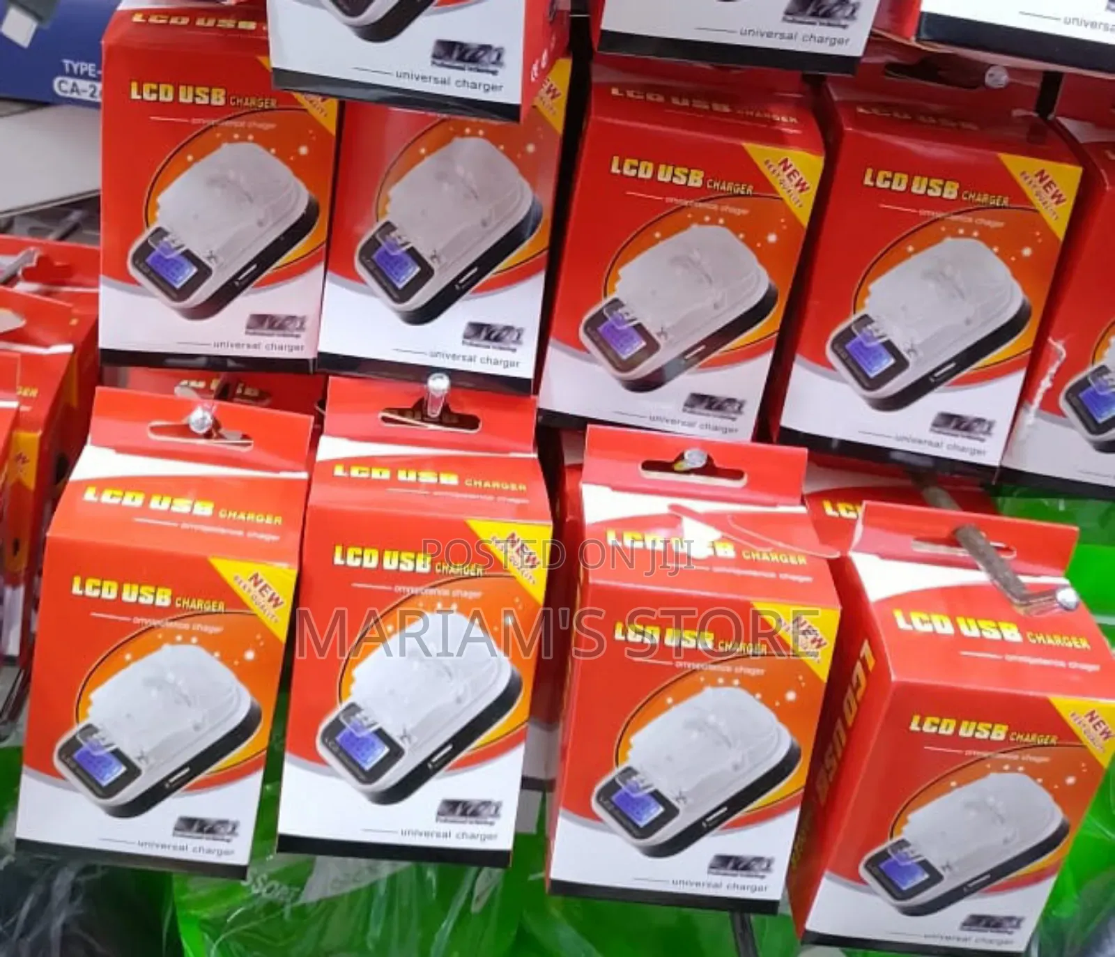 LCD Usb Charger to Charge Removable Mobile Phone Batteries Directly.