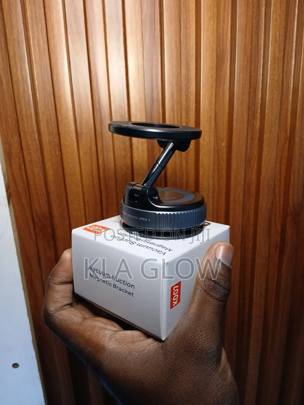 Vacuum Suction Magnetic Bracket