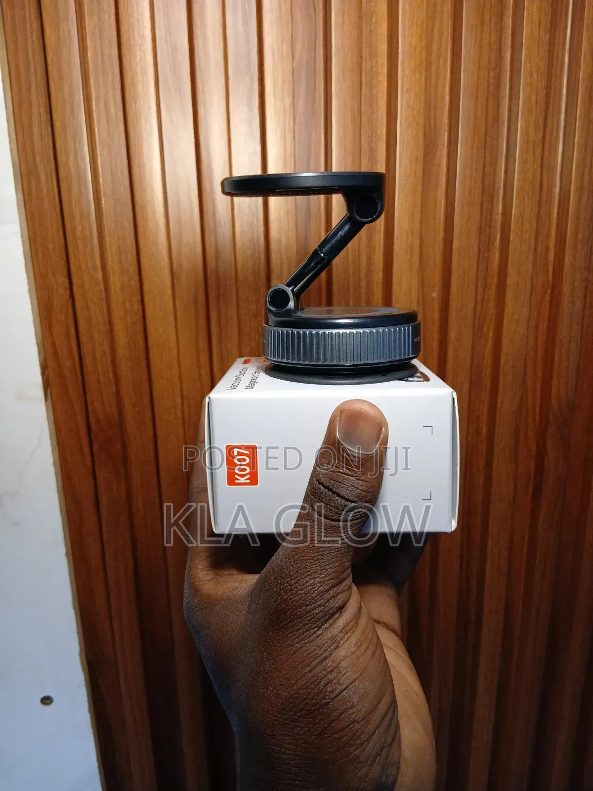 Vacuum Suction Magnetic Bracket