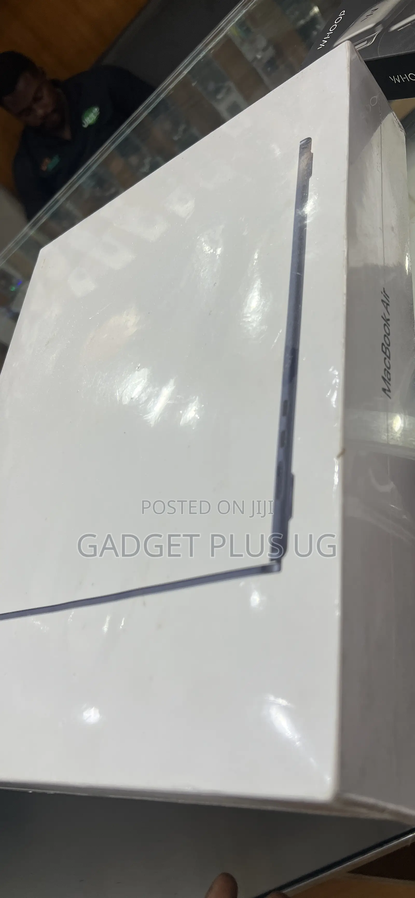 New Laptop Apple MacBook Air 2025 M4 16GB Apple M4 Pro SSD 256GB