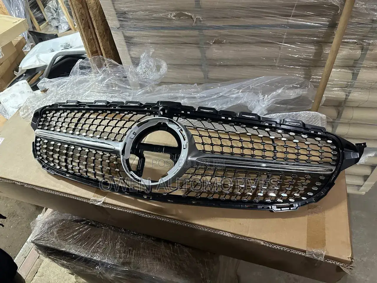 Grille for C200 W205 (Diamond Style)